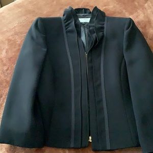 Women’s suit with skirt very nice